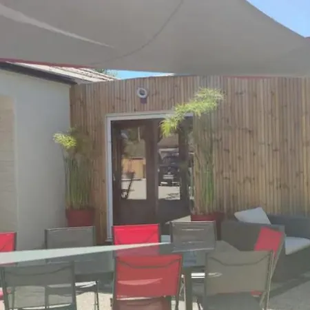 Carpe Diem Avec Piscine Et Spa Сasa de vacaciones