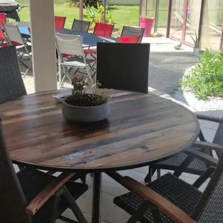 Carpe Diem Avec Piscine Et Spa Сasa de vacaciones *